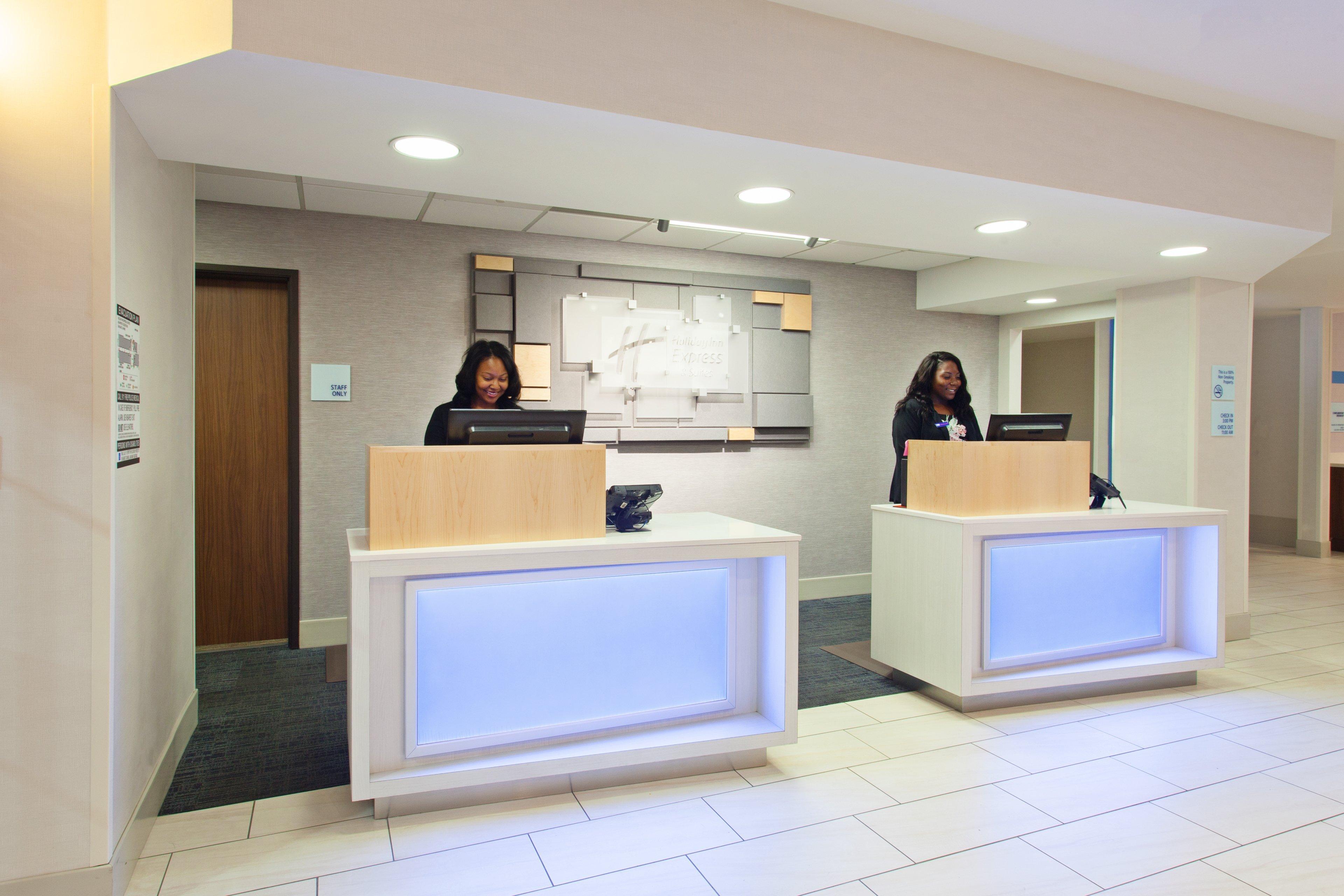 Holiday Inn Express & Suites Oakland - Airport By Ihg Kültér fotó