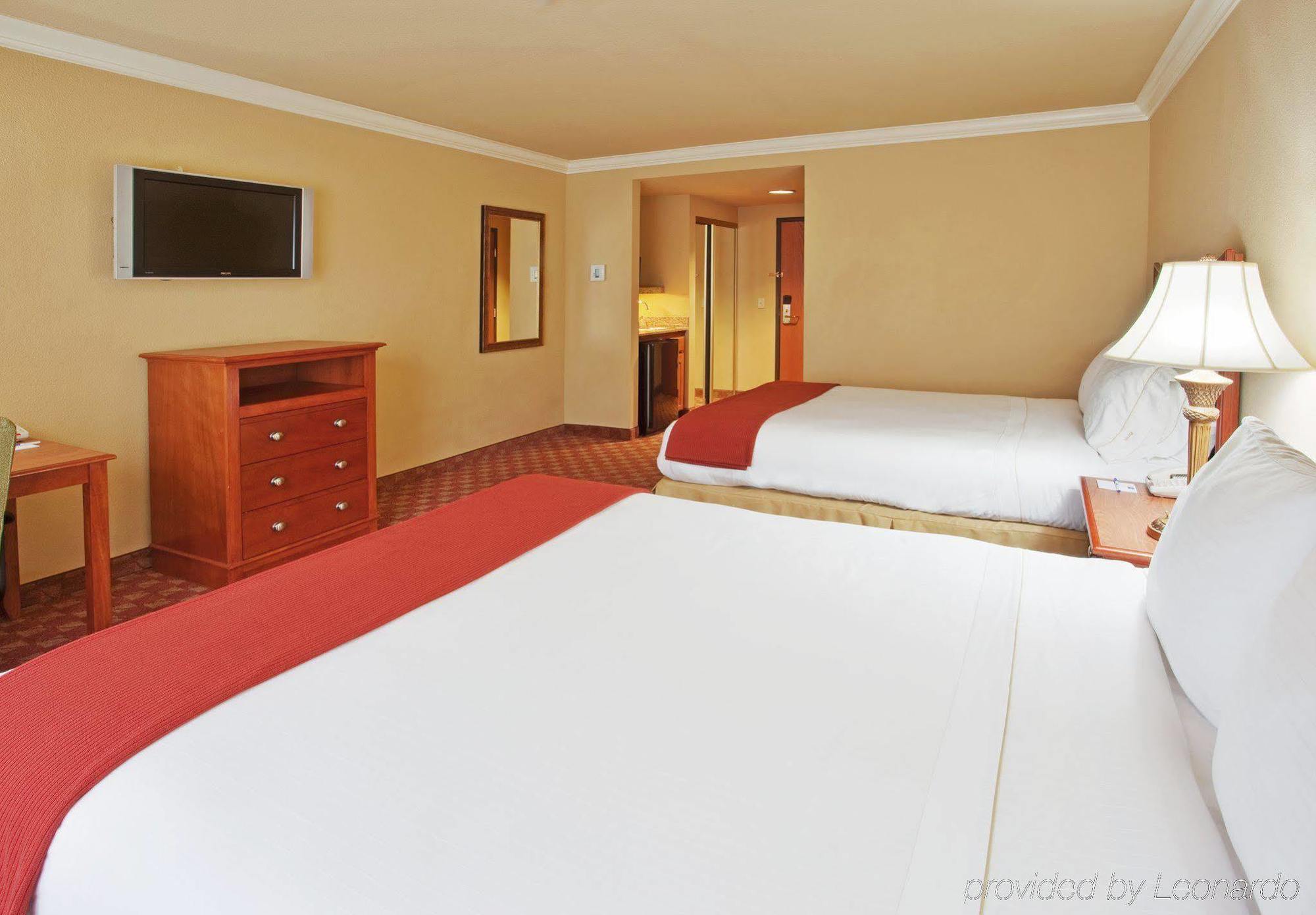 Holiday Inn Express & Suites Oakland - Airport By Ihg Szoba fotó