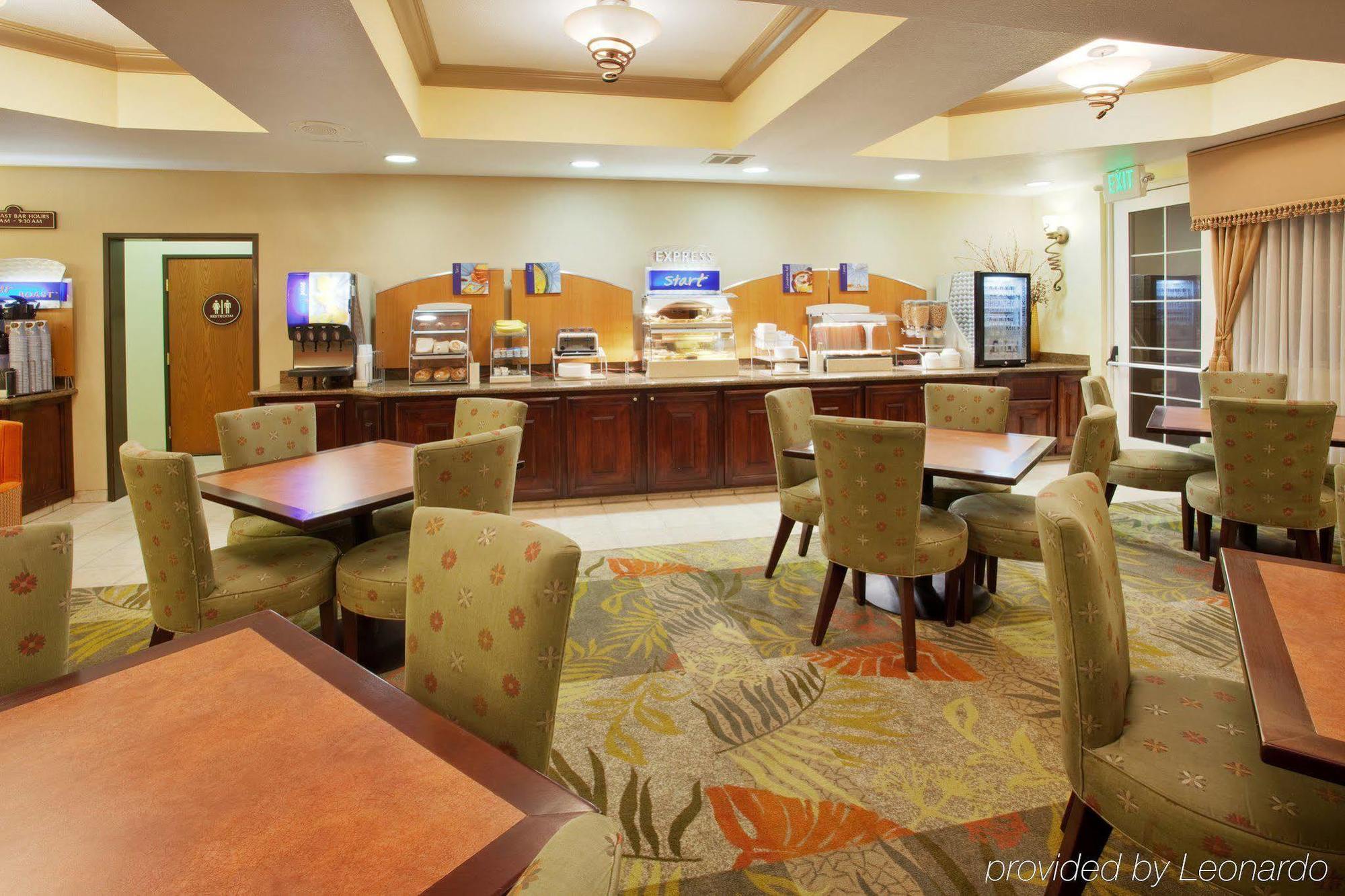 Holiday Inn Express & Suites Oakland - Airport By Ihg Kültér fotó